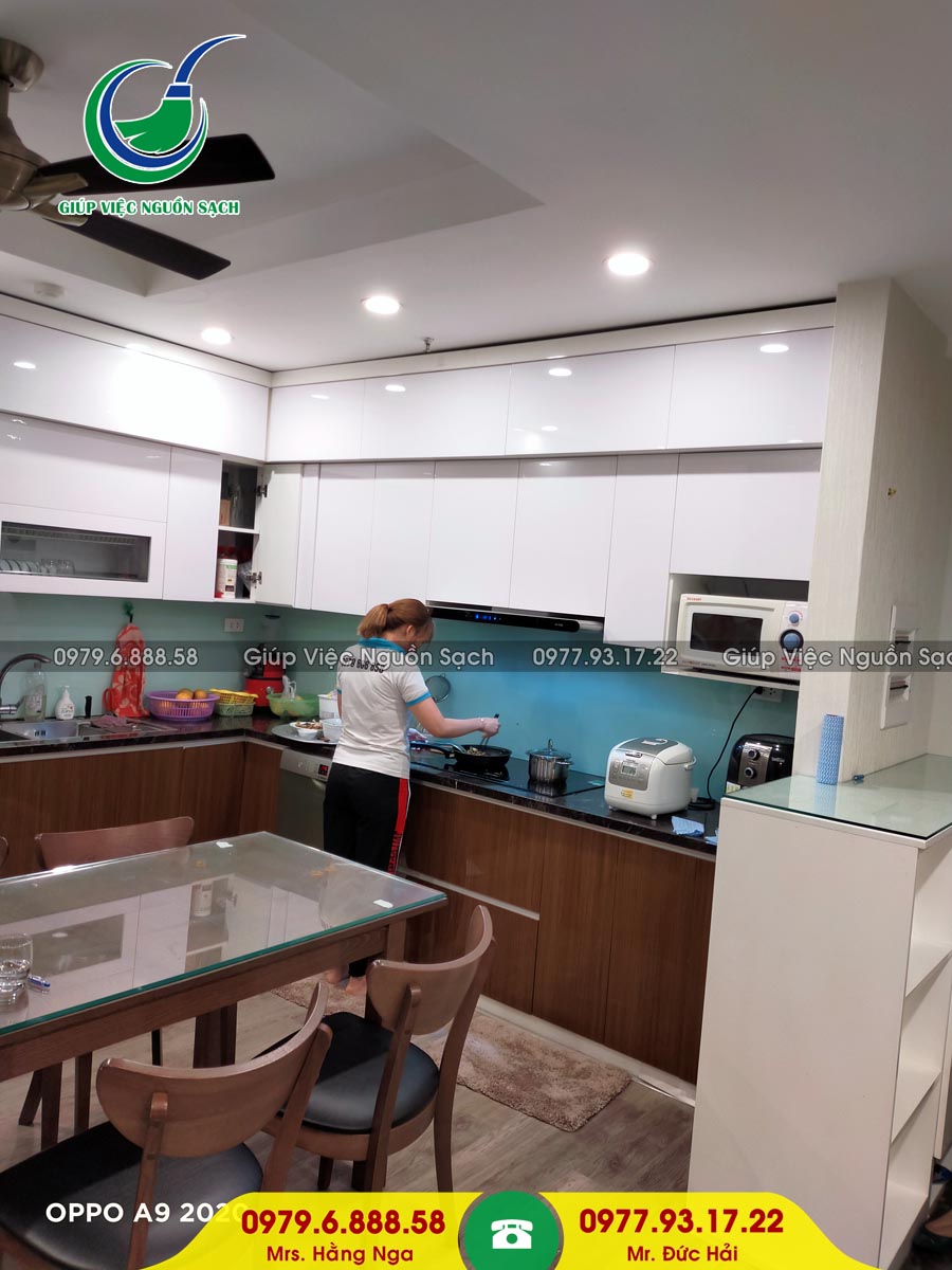 Cung cấp người giúp việc cho khách hàng tại chung cư 349 Vũ Tông Phan